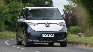 Volkswagen ID. Buzz LWB - front cornering